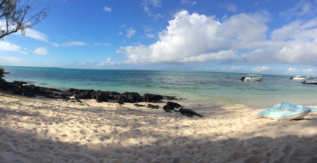 So Beach Villa In Situ Roches Noires Buitenkant foto