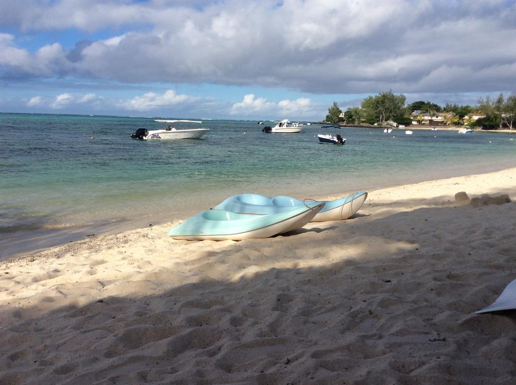 So Beach Villa In Situ Roches Noires Buitenkant foto